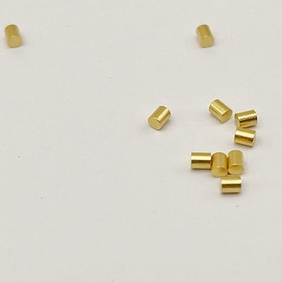 Προσαρμοσμένες μηχανικές καρφίτσες 1.8mm Διαμέτρου 10u 'Χρυσό επιχρυσωμένο χαλκό καρφίτσες επαφής αρσενικό φύλο